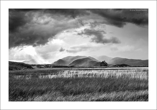 blackandwhite rain clouds canon reeds scotland highlands perthshire benlawers breadalbane glenquaich leefilters canonef70200f4isl eos5dmkii grousehut
