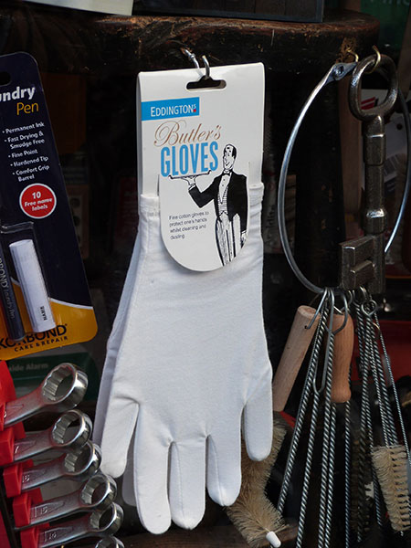 butler's gloves