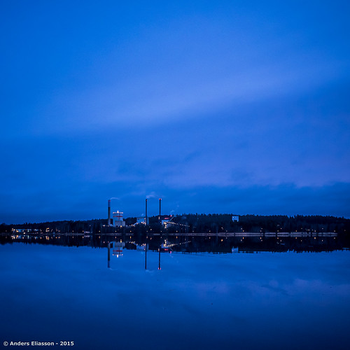 blue chimney sky color ice dawn smoke sverige växjö kronobergslän olympusomdem1 olympus1240mmf28mft thermalpowerplants