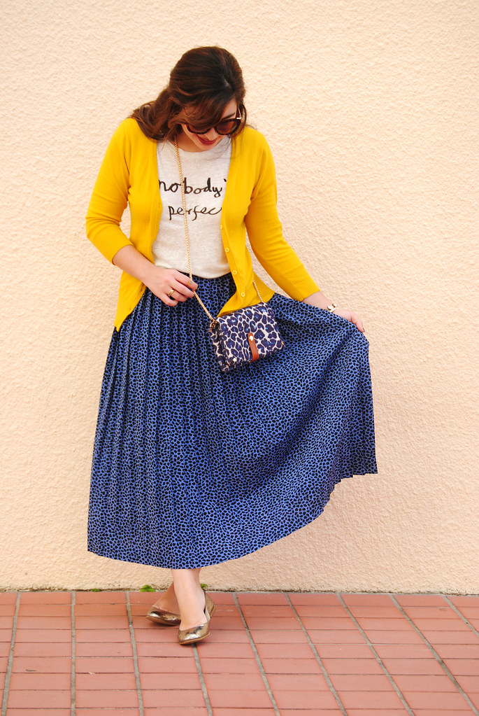 vintage pleated maxi skirt