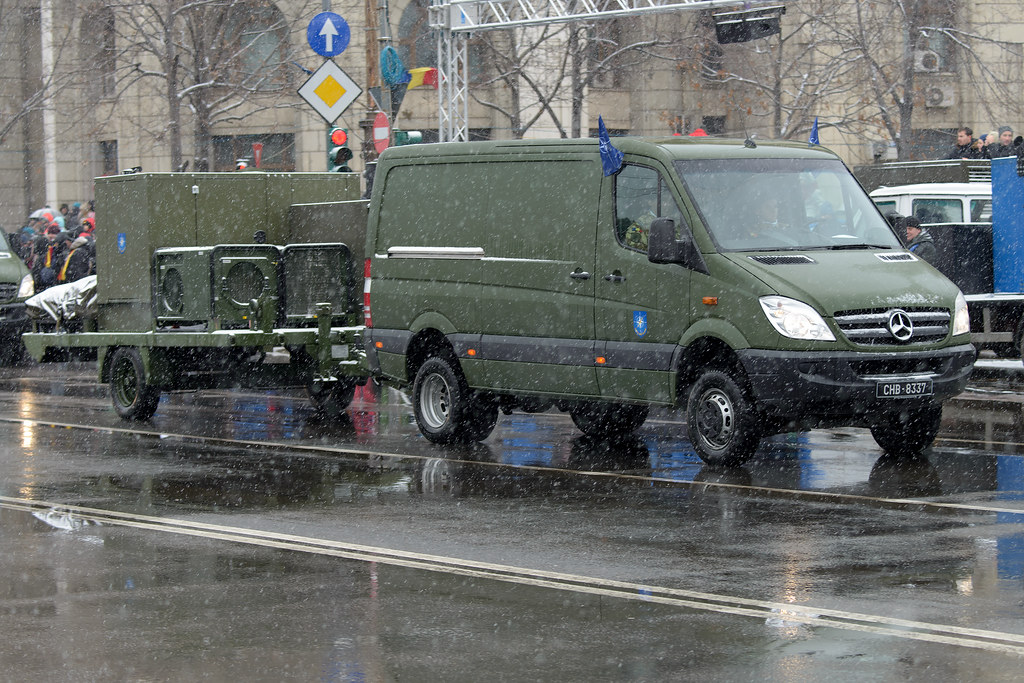 1 decembrie 2014 - Parada militara organizata cu ocazia Zilei Nationale a Romaniei  15746090809_170c9d8bf0_b