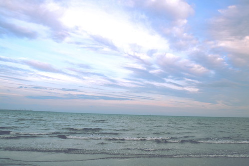 blue autumn sea clouds landscape nikon waves horizon manfredonia nikoncameras nikond3100