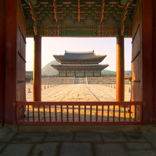 sunset architecture square asia gates south palace korea seoul southkorea gyeongbokgung geunjeongjeon fwide camerasonya7r