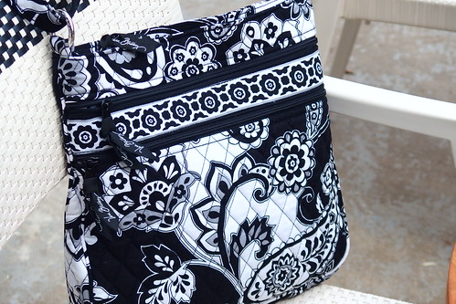 Triple Zip Hipster in Midnight Paisley