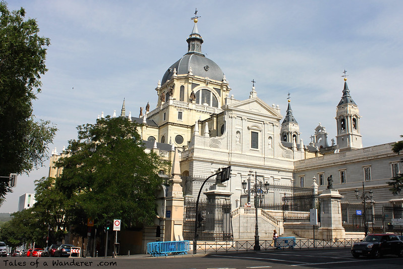 MADRID - Catedral de Santa María la Real de la Almudena