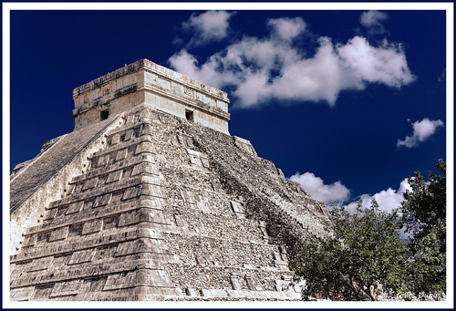 gulfofmexico america mexico temple nikon pyramid maya yucatan chichenitza mayan mexique caribbean pyramide kukulcan caribbeansea elcastillo kukulkan amérique caraibe caraïbe serpentàplumes d810 nikond810 golfedumexique tinum