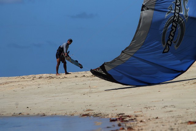 Kitesurfing (Kiteboarding) in Cuyo Island