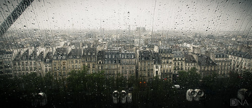 urban paris france rain weather droplets nikon sigma raindrops 1020mm pompidou sigma1020mm d5100 nikond5100