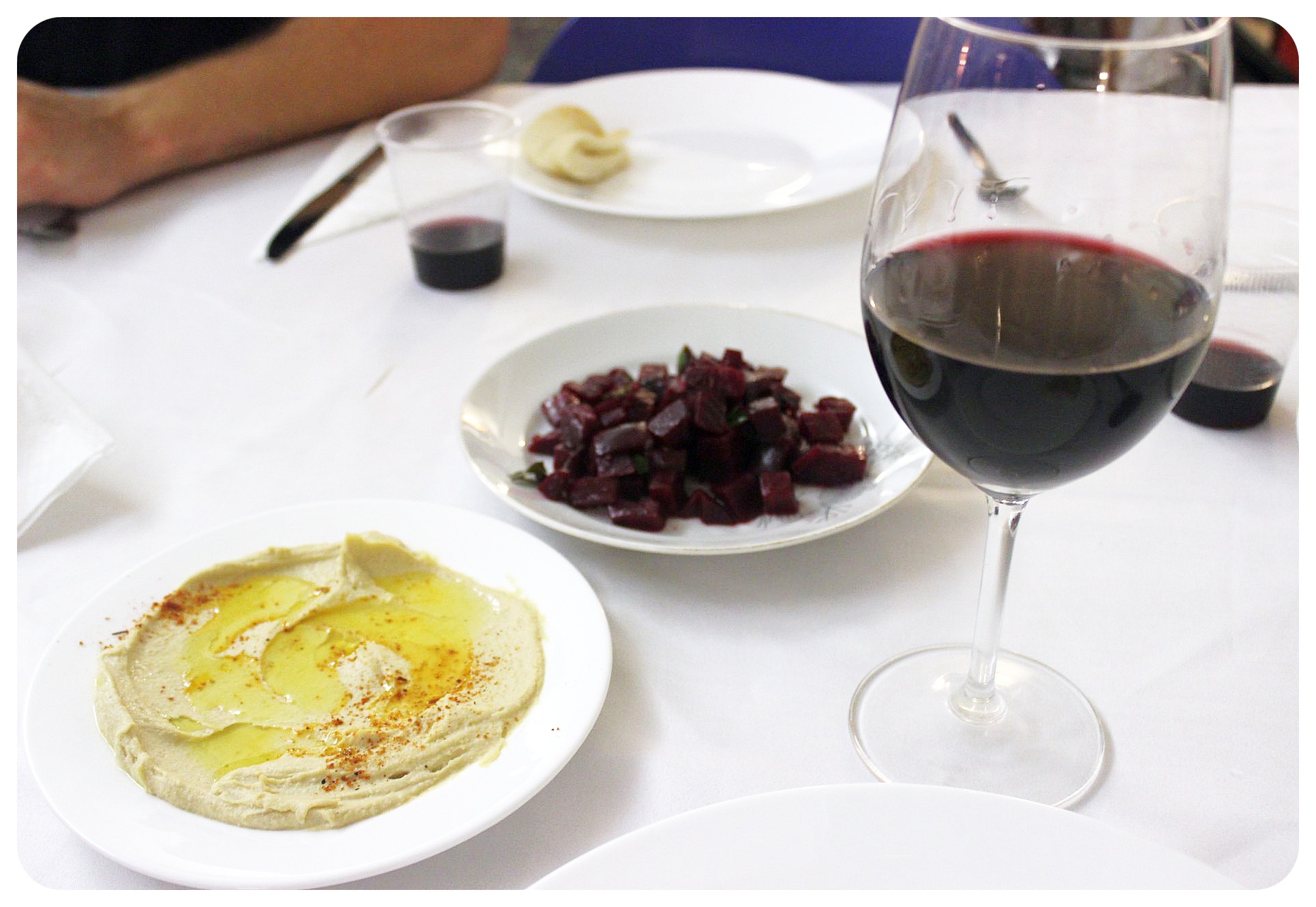 abraham hostel jerusalem shabbat dinner