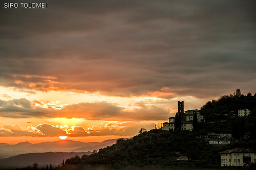 sunset italy italia tramonto nuvole nuvola lucca tuscany toscana sole luce carezza cenere capannori valgiano matraia controlucealtramonto sirotolomei ventosulviso