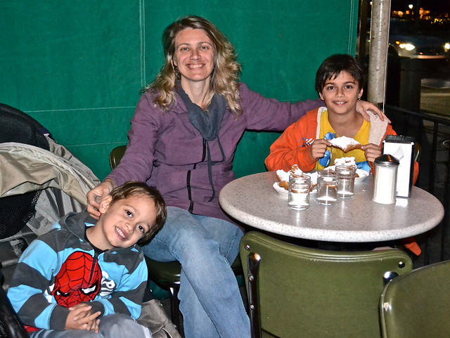 cafe du monde new orleans - family time