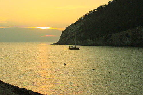 cala llonga resort ibiza sunrise