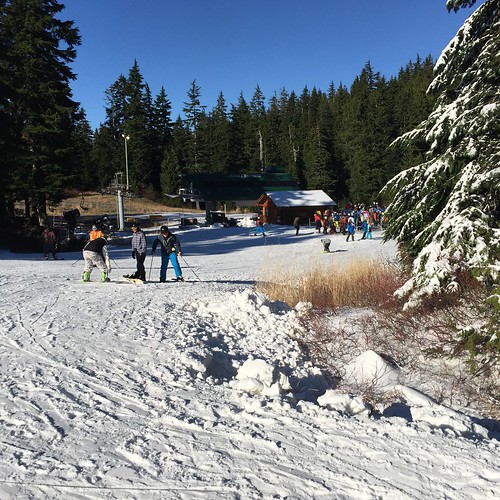 Ski season opening on Cypress Mountain (Nov. 15, 2014)