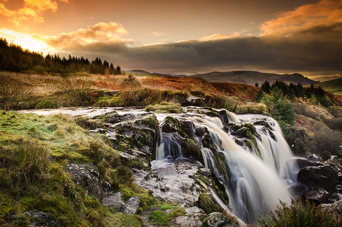 sunset landscape scotland waterfall nikon loup fintry d5100