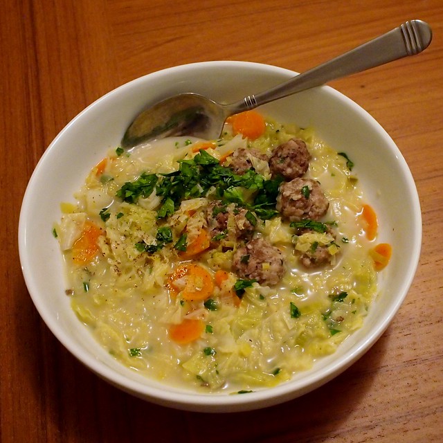 2014-12-21 Savoy Cabbage Soup 006