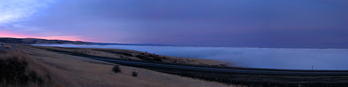 panorama usa mountains fog oregon sunrise geotagged unitedstates bluemountains pendleton cabbagehill geo:lat=4558467136 geo:lon=11862127304