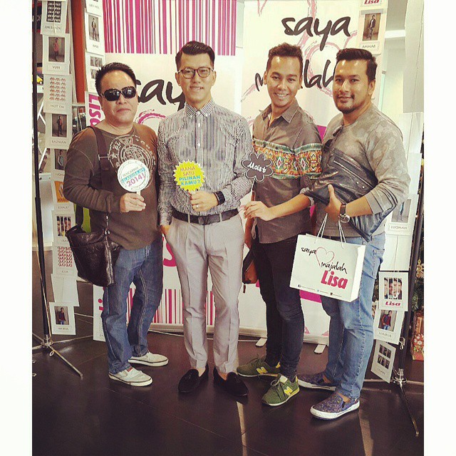 With @samkassim jurugambar @RifaeeIsa & The gang di Pencarian Pria Sejati Majalah Lisa 2015 @lisamalaysia #LisaMalaysia #LelakiLisa2015