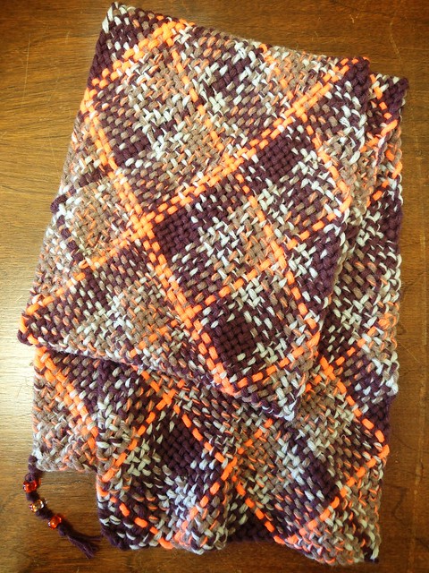Snappy Plaid Scarf: Carrot Cake