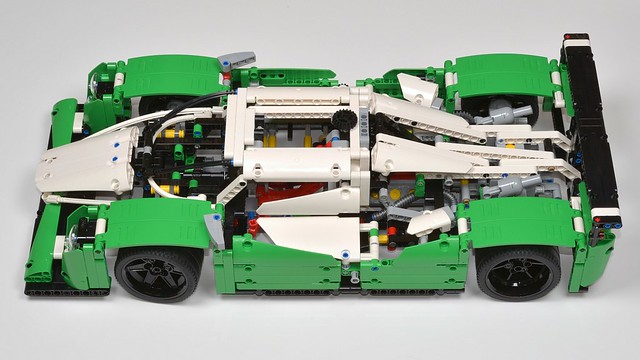 Review: 42039 24 Hour Racer | Brickset: LEGO set guide and database