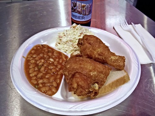The Traveling Hungryboy: Gus's World Famous Fried Chicken
