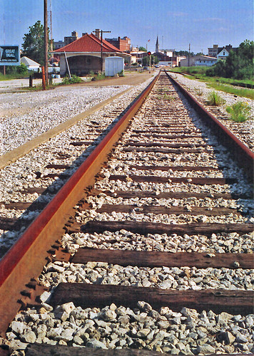 indiana railroadtracks csx bedfordindiana mononrailroad csxhoosiersubdivision rustyrailroadtracks csxinbedfordindiana