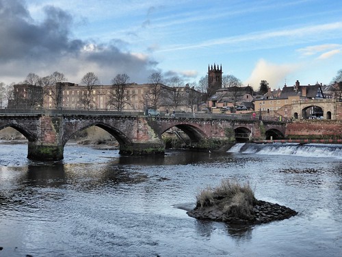 Chester - Into Handbridge