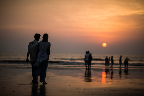 sunset sun india beach silhouette canon bombay maharashtra mumbai juhu juhubeach canon85mm12 canon5dmkiii
