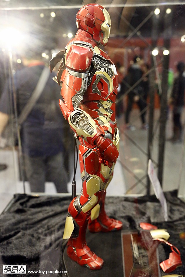[Hot Toys] QS005 - Avengers: AoU - 1/4 Iron Man Mark 43 Figure 15868057779_a71e9640a0_b