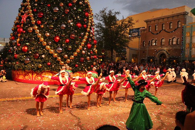 Universal Orlando Christmas 2014