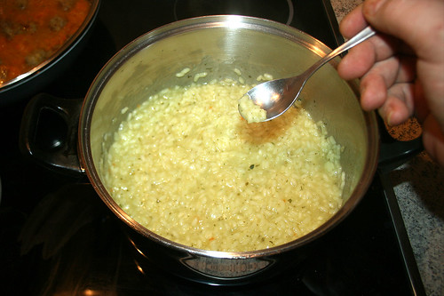 31 - Reis probieren / Try rice