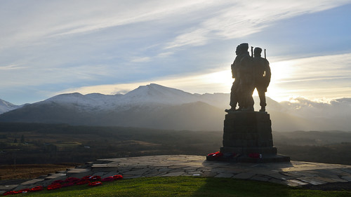 monument scotland highlands memorial war poppy bennevis ww2 remembrance warmemorial worldwar conquer armedforces commando speanbridge royalmarine