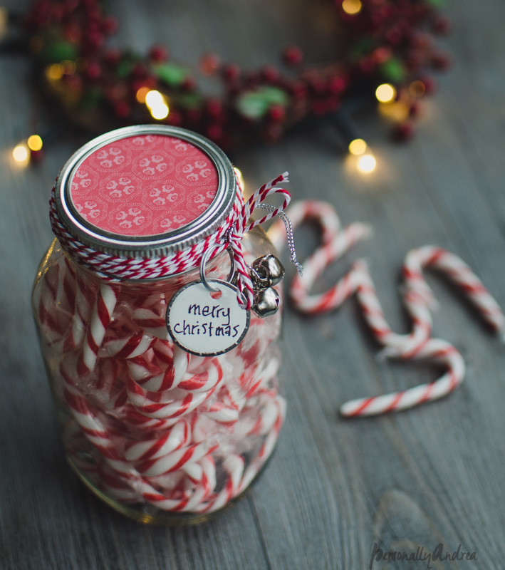 Last Minute Candy Candy Cane Jar Gift | personallyandrea.com