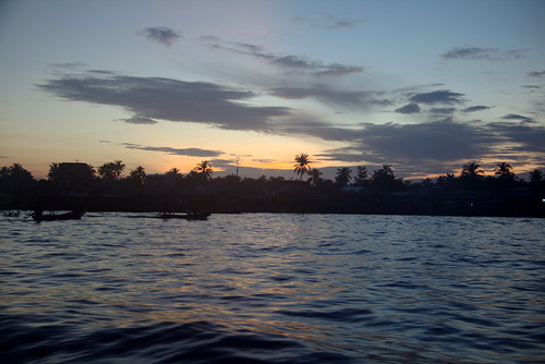 water sunrise river h2o vietnam mekongdelta mekong cantho southvietnam