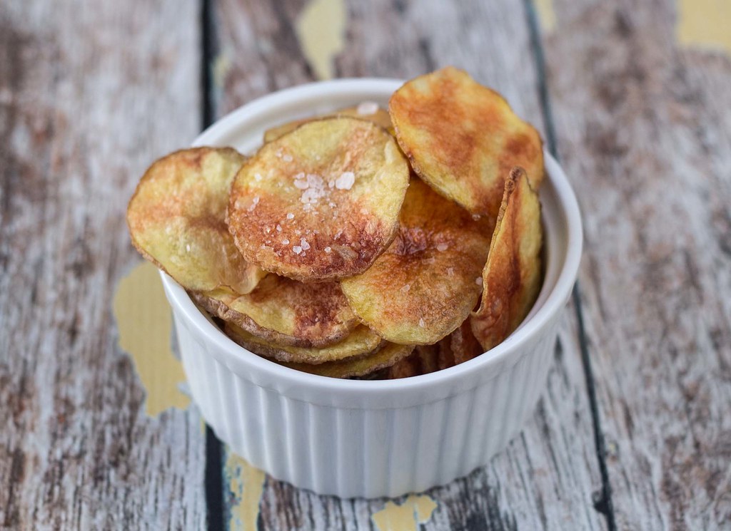 Recipe for Homemade and Easy Microwave Potato Chips
