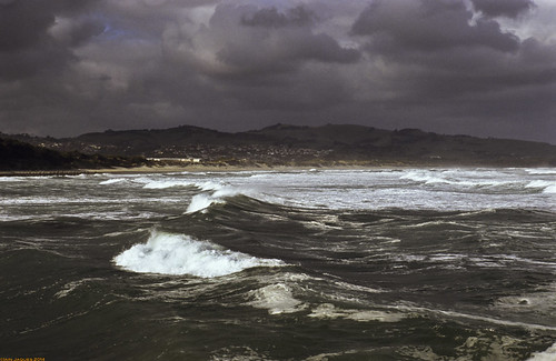 film beach grey surf stclair windy pacificocean otago dunedin stkilda stkildabeach canoneos3 fujivelvia filmphotography canon2470 fujislidefilm