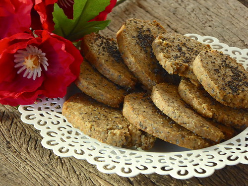 Poppy seed cookies