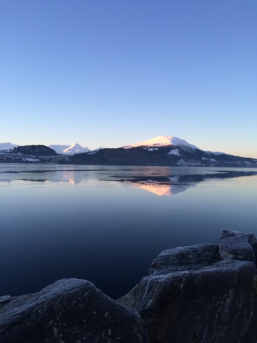 mountains reflection ice weather norway is frost fjord oc paysage fjell iphone julaften ørsta erlingsi erlingsivertsen vær