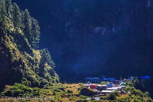 travel nepal mountain color beautiful horizontal trek landscape asia village outdoor scenic hike remote annapurnacircuit annapurna himalayas gandaki lamjung dharapani annapurnaconservationarea