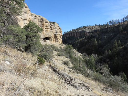 newmexico landscapes nm gilacliffdwellings cliffdwellings nationalmonuments catroncounty gilacliffdwellingsnationalmonument nationalparksystem
