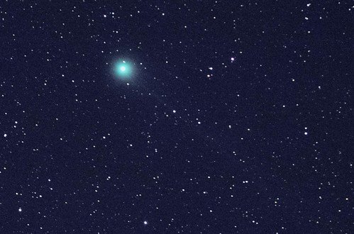 Comet Lovejoy 2014 Q2 Jan 10  2015