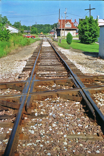 sooline railroadtracks csx milwaukeeroad railroaddiamonds csxinbedfordindiana themilwaukeeroadinbedfordindiana