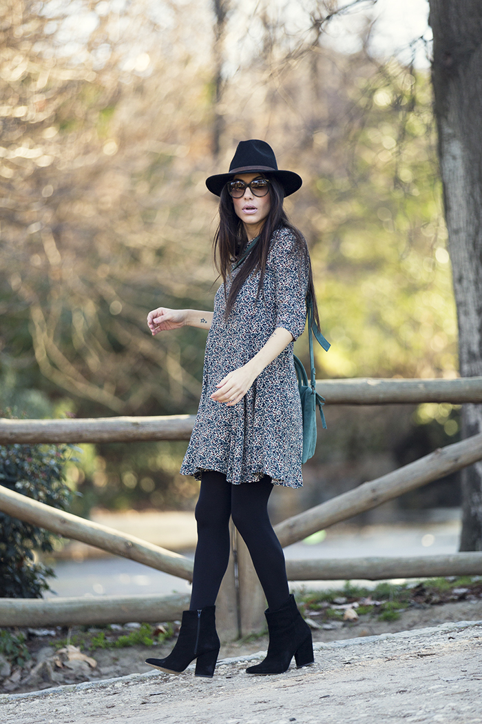 street style barbara crespo hake camouflage dress hat fashion blogger outfit blog de moda