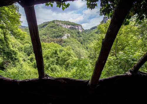 vacation italy holiday window outside italia looking view it verona cave italië molina parcodellacascate prehistorisc