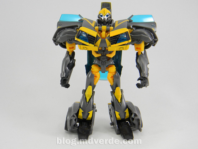 Transformers Shadow Strike Bumblebee Deluxe - Transformers Prime RID - modo robot