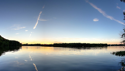 lakebloomington illinois sunset twilight lake water reflection