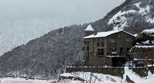 suisse maisons hiver neige valais tassonnière
