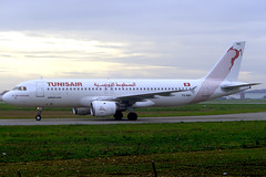 Tunisair A320-211 TS-IMH TLS 30/12/1994