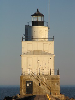 From the Archives:  Manitowoc Breakwater Light, Circa 2005