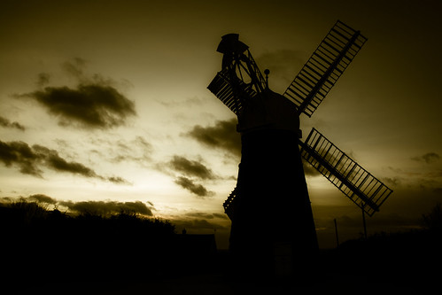 city sunset sky urban mill windmill silhouette architecture clouds evening wind dusk lincolnshire lincoln eveningsky ellismill elliswindmill