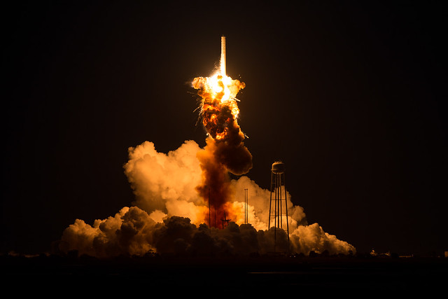 Orbital Sciences Antares Launch (201410280009HQ)
